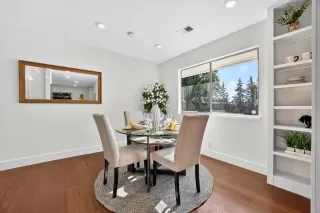 Photo #4: ML82020878 Listing 