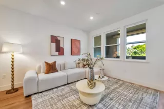 Photo #6: ML82020918 Listing 