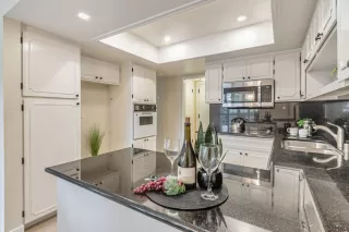 Photo #4: ML82020924 Listing