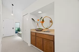 Photo #3: ML82021007 Listing