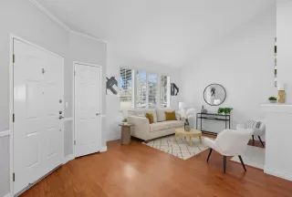 Photo #3: ML82021013 Listing 