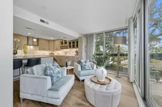 Photo #2: ML82021033 Listing 