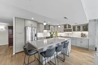 Photo #6: ML82021033 Listing 