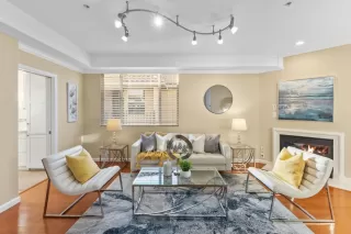 Photo #2: ML82021040 Listing 