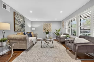 Photo #5: ML82021095 Listing 