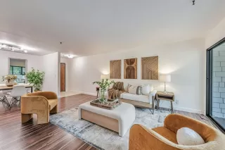 Photo #3: ML82021121 Listing 