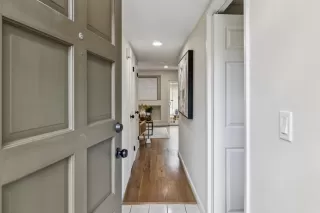 Photo #4: ML82021145 Listing 