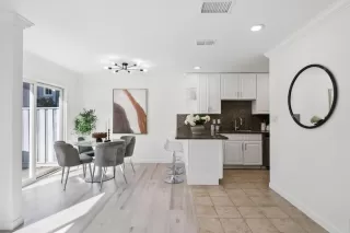 Photo #6: ML82021150 Listing