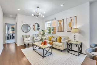 Photo #4: ML82021234 Listing 