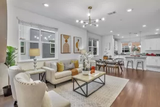 Photo #5: ML82021234 Listing 