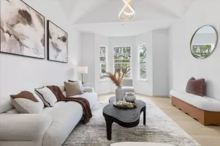 Photo #3: ML82021285 Listing 