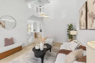 Photo #4: ML82021285 Listing 