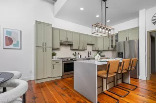 Photo #5: ML82021293 Listing 