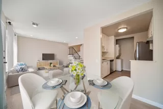 Photo #2: ML82021314 Listing 