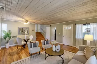 Photo #4: ML82021319 Listing