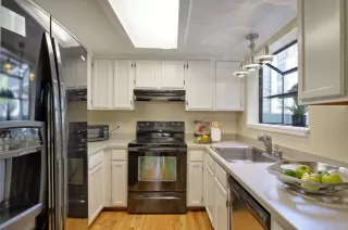 Photo #5: ML82021319 Listing