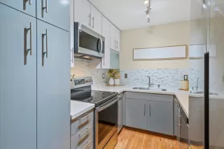 Photo #2: ML82021342 Listing