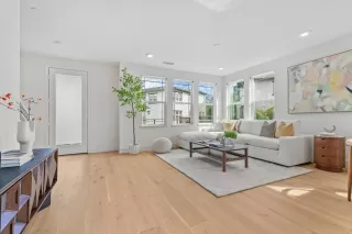 Photo #3: ML82021369 Listing