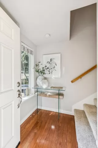 Photo #6: ML82021591 Listing