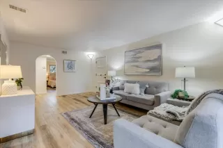 Photo #3: ML82021645 Listing 