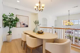 Photo #4: ML82021706 Listing 