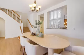 Photo #5: ML82021706 Listing 