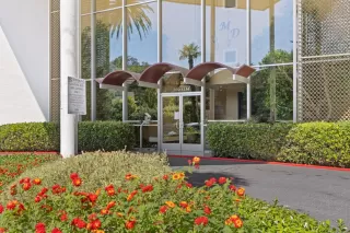 Photo #5: ML82021752 Listing 