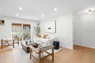 Photo #5: ML82021785 Listing 