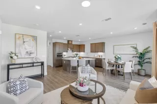 Photo #6: ML82021864 Listing