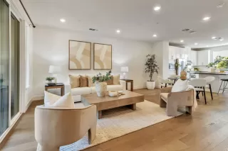 Photo #6: ML82021881 Listing