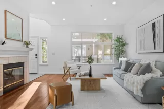 Photo #5: ML82021928 Listing 