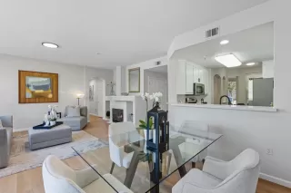 Photo #5: ML82021957 Listing 