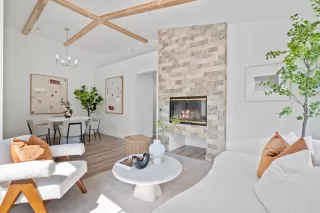 Photo #3: ML82021999 Listing 