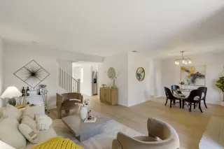 Photo #6: ML82022005 Listing 