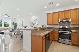 Photo #6: ML82022064 Listing 