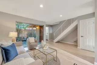 Photo #2: ML82022154 Listing 