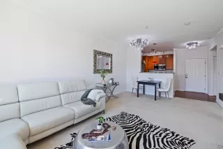 Photo #6: ML82022243 Listing 