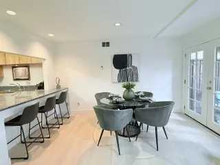 Photo #2: ML82022300 Listing 