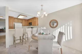 Photo #6: ML82022304 Listing