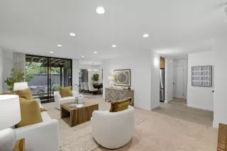 Photo #4: ML82022328 Listing 