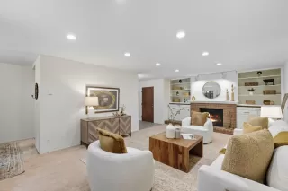 Photo #5: ML82022328 Listing 