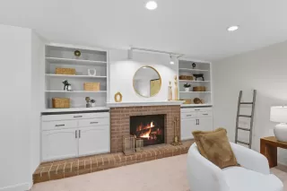 Photo #6: ML82022328 Listing 