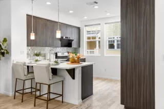 Photo #6: ML82022334 Listing 