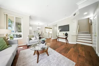 More Details about MLS # ML82022379 : 546 MARBLE ARCH AVE