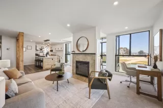 Browse active condo listings in ANCHOR ROAD