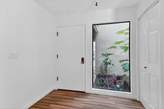 Photo #4: ML82022430 Listing 