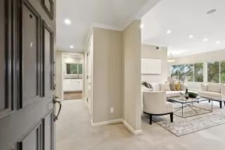 Photo #4: ML82022434 Listing 