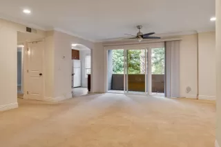 Photo #4: ML82022440 Listing 