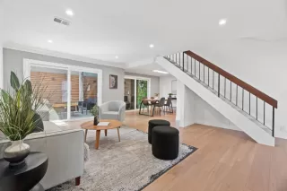 Photo #4: ML82022451 Listing 