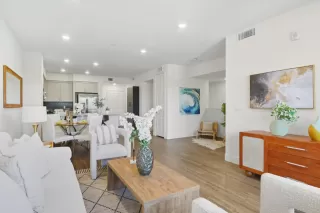 Photo #4: ML82022484 Listing 